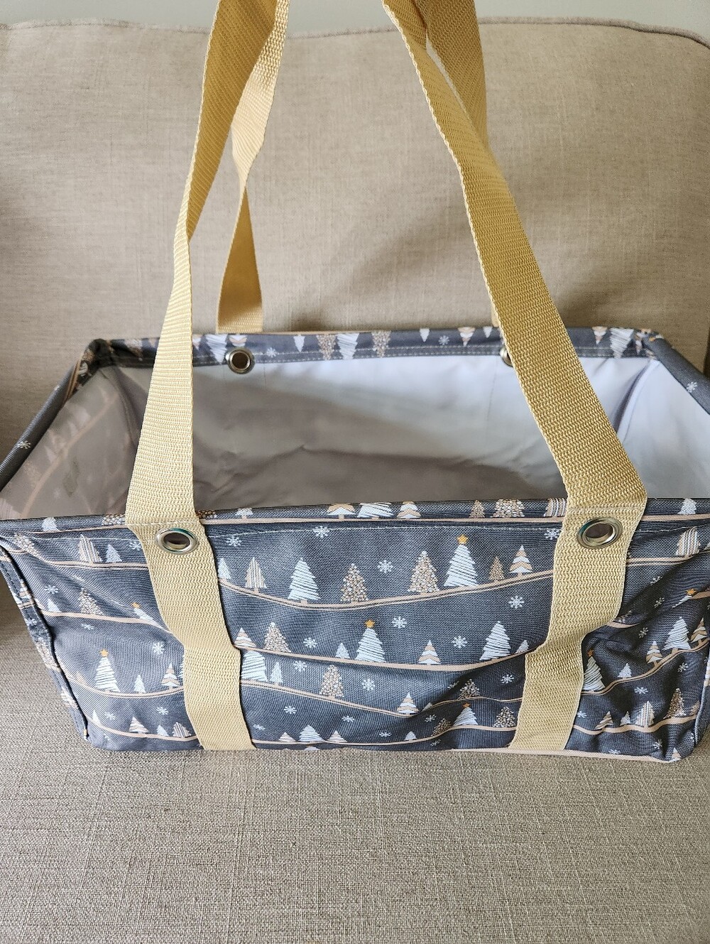 Thirty-One Medium Utility Tote